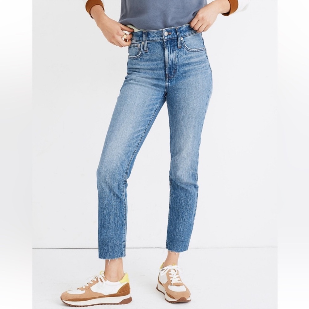 Madewell Petite The Perfect Vintage Jean in Enmore Wash Raw-Hem Size 25P NWT